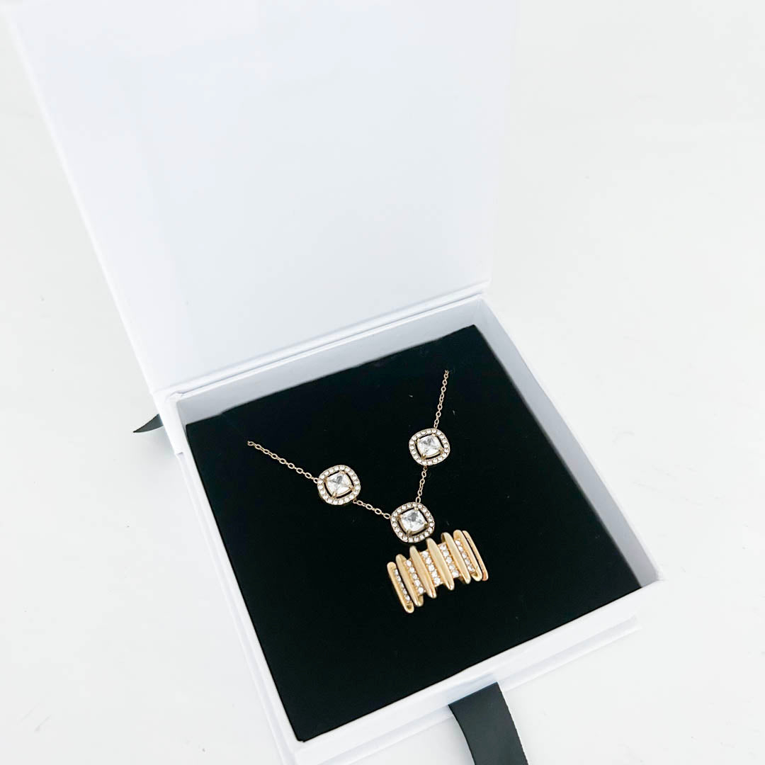 GIFT BOX